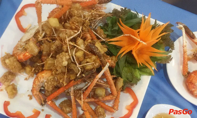 nha-hang-huong-bien-au-co-9