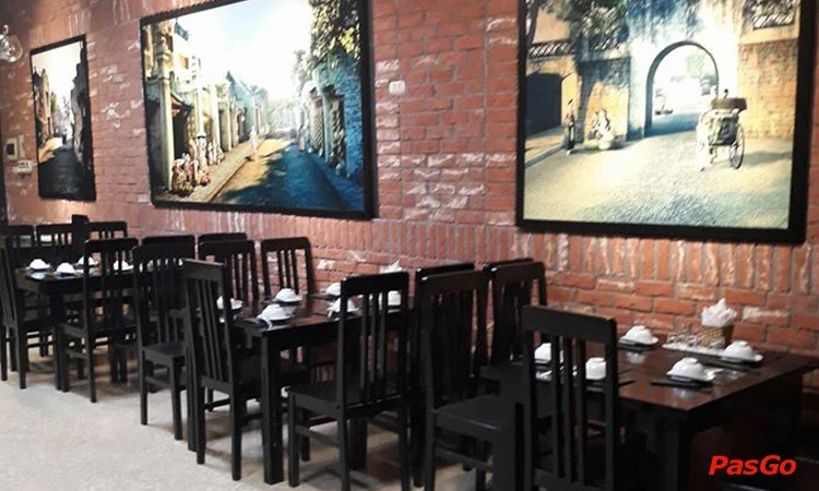 nha-hang-huong-pho-nguyen-khang-12