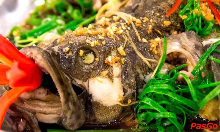 nha-hang-huong-que-nguyen-phong-sac-11