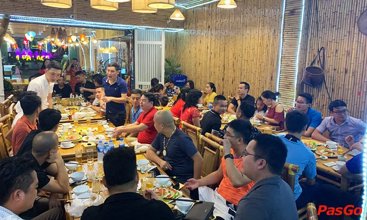 nha-hang-huong-que-nguyen-phong-sac-2