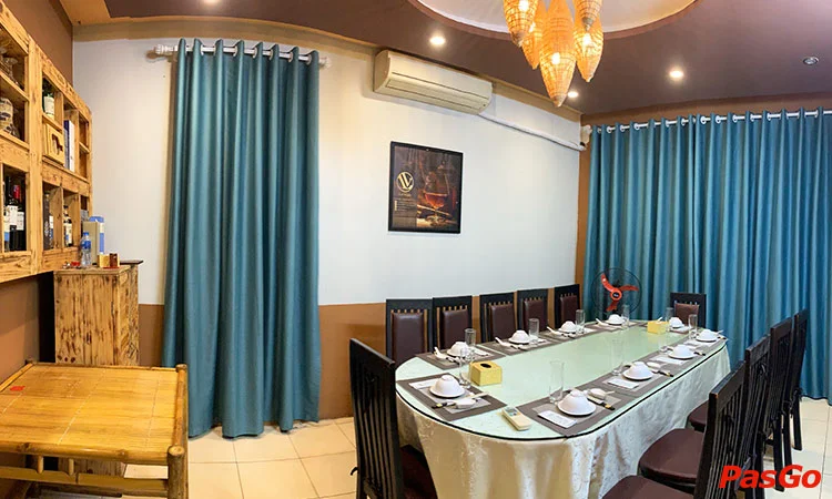 nha-hang-huong-que-nguyen-phong-sac-5