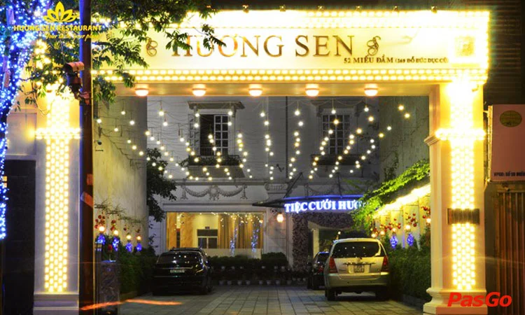 nha-hang-huong-sen-mieu-dam-12