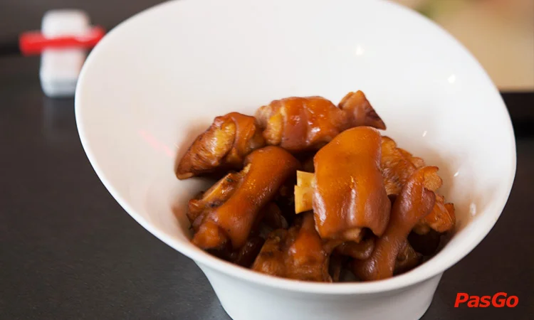 nha-hang-hutong-nguyen-hoang-4