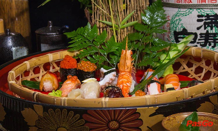 nha-hang-iki-sushi-ngo-duc-ke-3