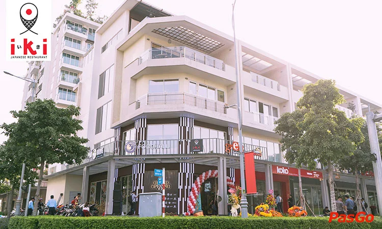 nha-hang-iki-sushi-nguyen-co-thach-10