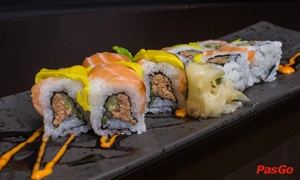 nha-hang-iki-sushi-nguyen-co-thach-2