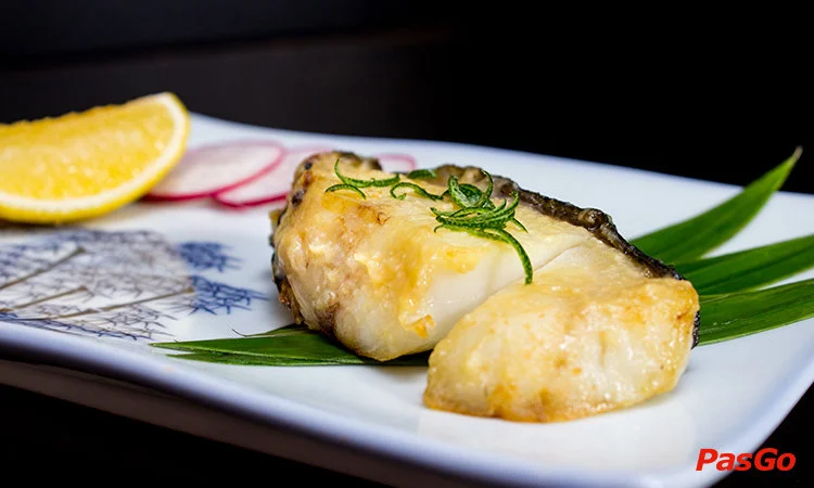 nha-hang-iki-sushi-nguyen-co-thach-6