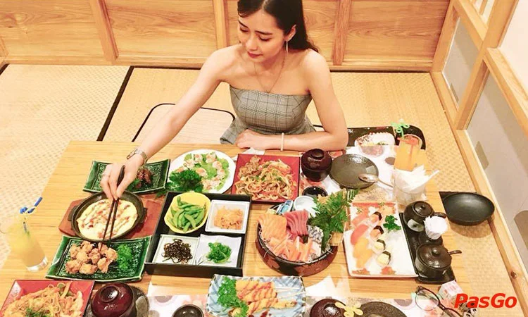 nha-hang-iki-sushi-nguyen-co-thach-9