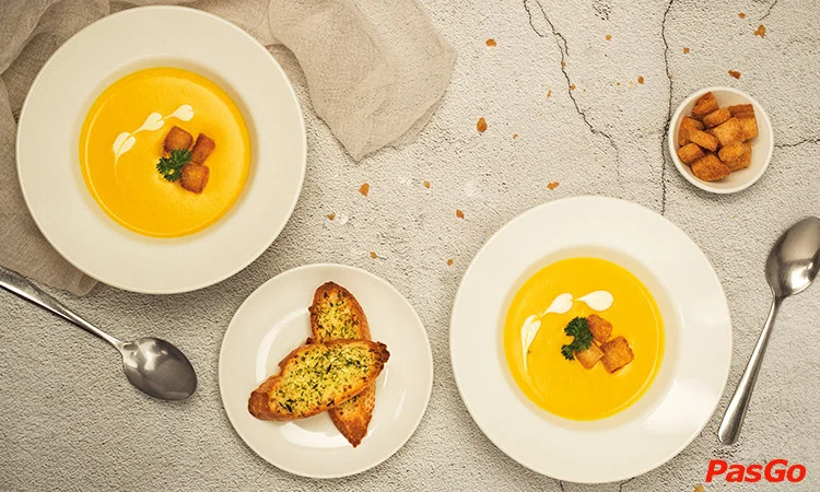 nha-hang-im-bistro-nguyen-duy-trinh-10