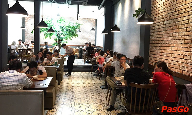 nha-hang-kampong-chicken-house-pham-ngoc-thach-10