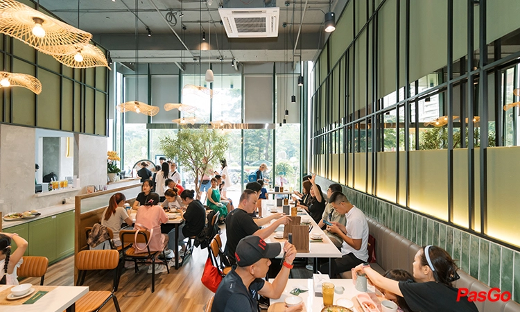 nha-hang-kampong-chicken-ngoai-giao-doan-13