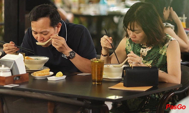 nha-hang-kampong-phan-dinh-phung-14