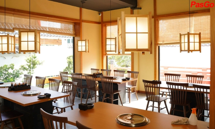 nha-hang-karaku-yen-hoa-japanese-bbq-song-hanh-14