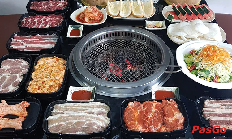 nha-hang-khan-buffet-kham-thien-2