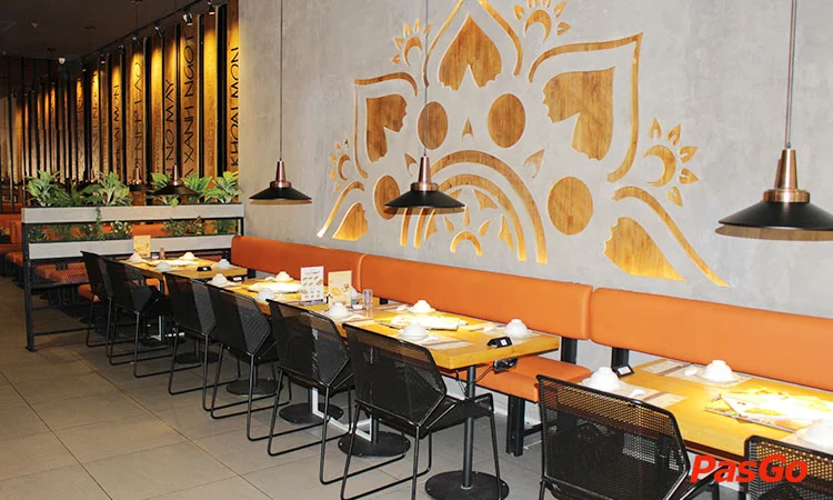 nha-hang-khao-lao-van-hanh-mall-10