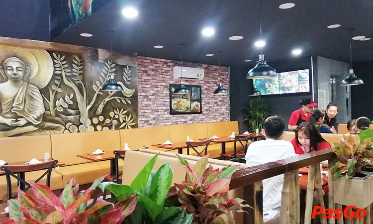 nha-hang-khun-thai-nguyen-trung-tuyen-nguyen-anh-thu-11