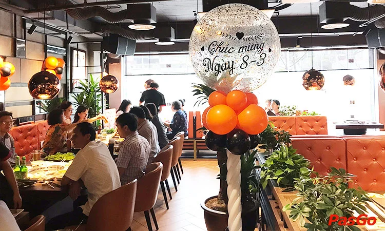 nha-hang-king-bbq-buffet-discovery-complex-cau-giay-12