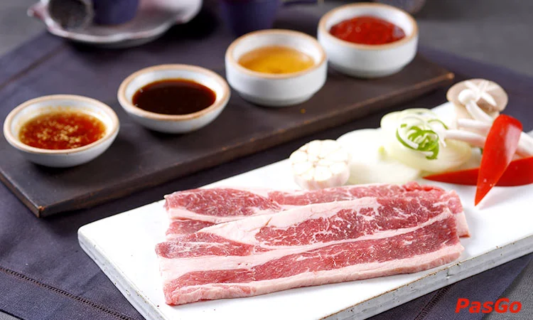 nha-hang-king-bbq-buffet-mipec-tay-son-slide-4