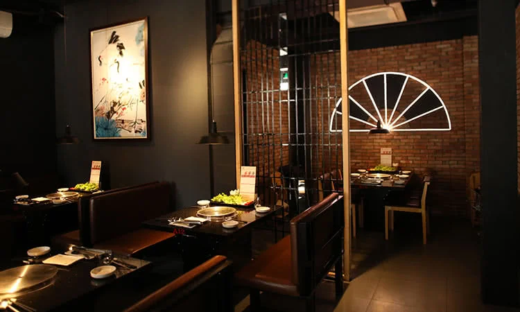 nha-hang-king-bbq-dao-tan-slide-11