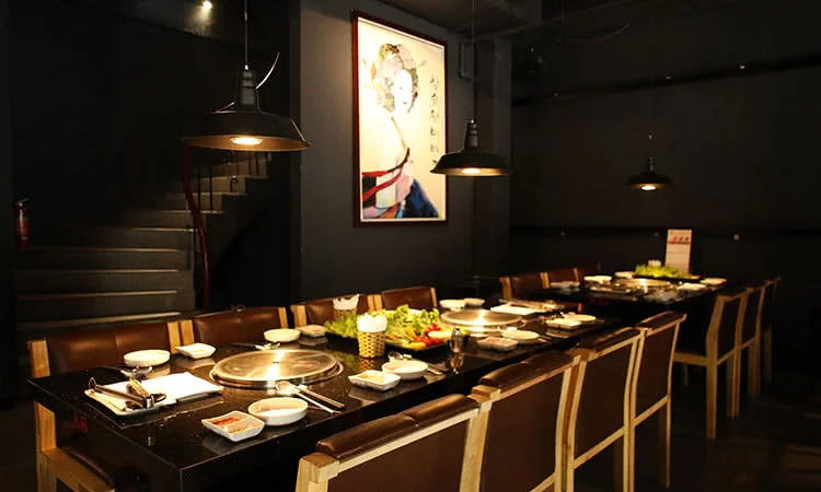 nha-hang-king-bbq-dao-tan-slide-12