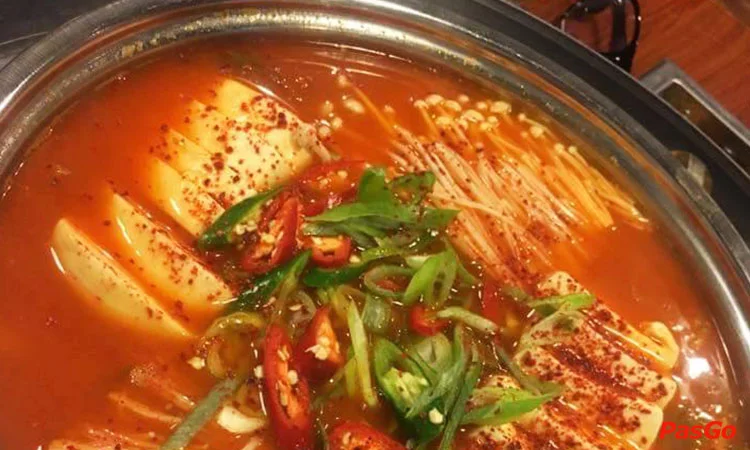 nha-hang-king-dakgalbi-8