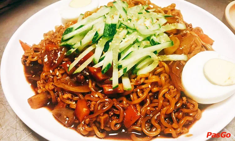 nha-hang-king-dakgalbi-nguyen-van-linh-10