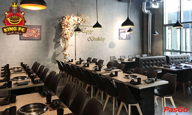 nha-hang-king-fe-buffet-nuong-lau-linh-nam-12