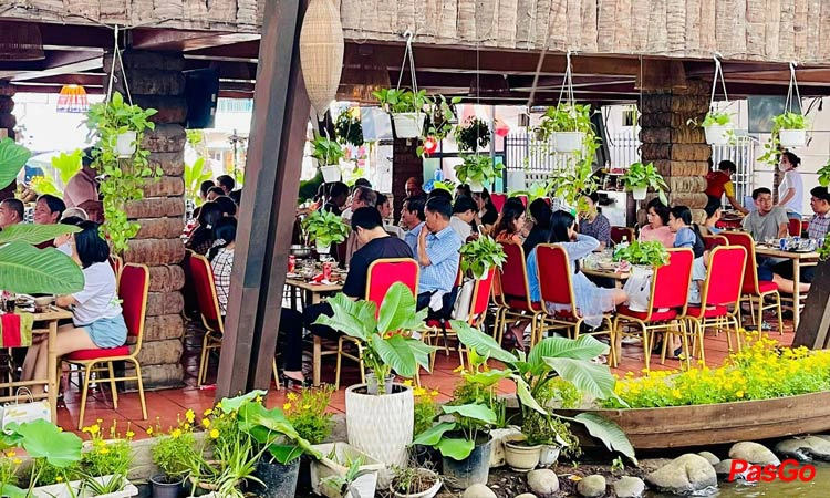 Nhà Hàng King Garden 11