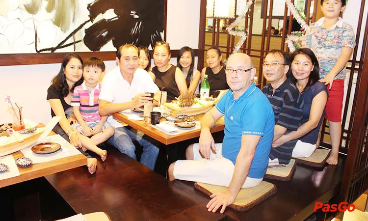 nha-hang-kohaku-sushi-le-thanh-ton-slide-10