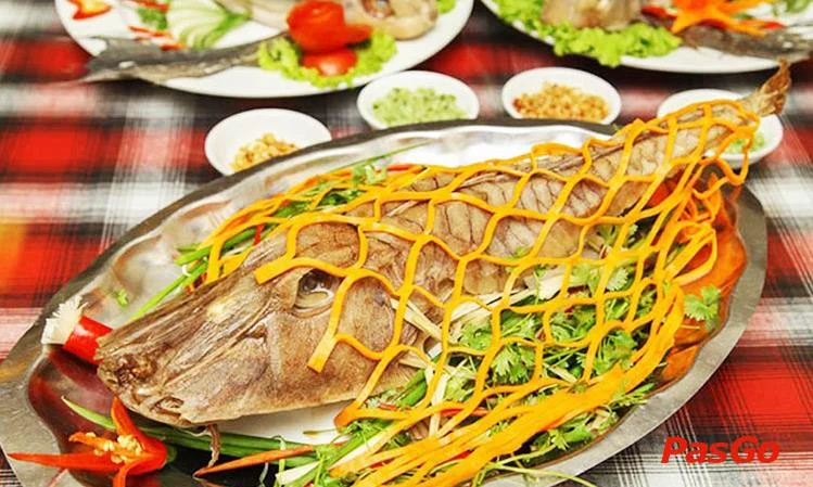 nha-hang-la-ca-quan-xuan-la-slide-8