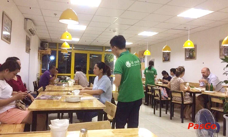 nha-hang-la-cuon-linh-dam-slide-12