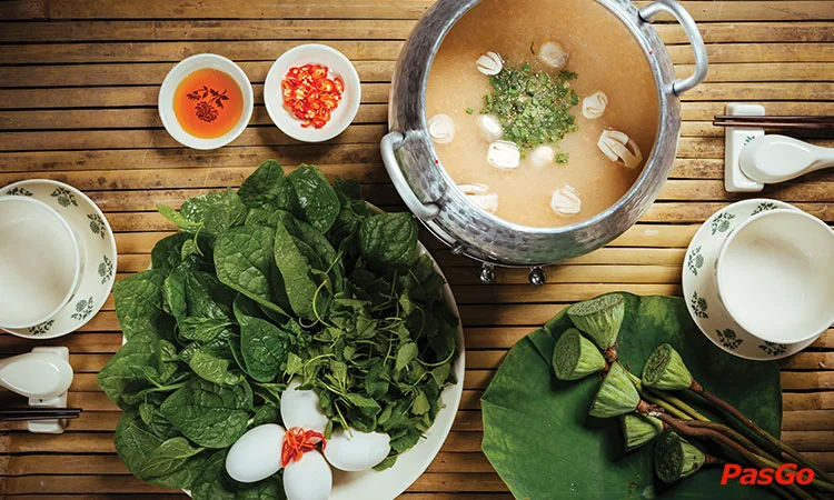 nha-hang-la-saigon-hoa-dao-7