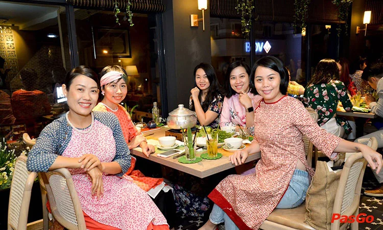 nha-hang-la-saigon-hoa-dao-9