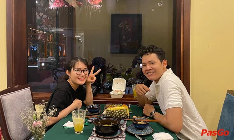 nha-hang-lac-thai-8-phan-van-tri-11