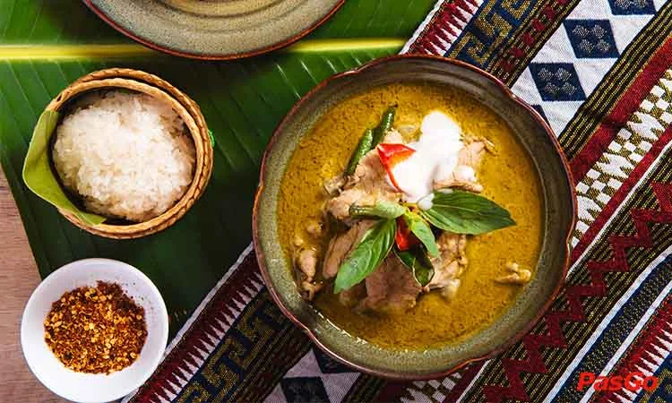 nha-hang-lac-thai-8-phan-van-tri-3