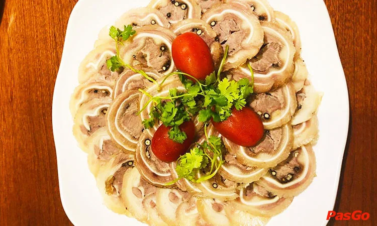 nha-hang-lam-huyen-dac-san-lau-hoi-noi-da-6