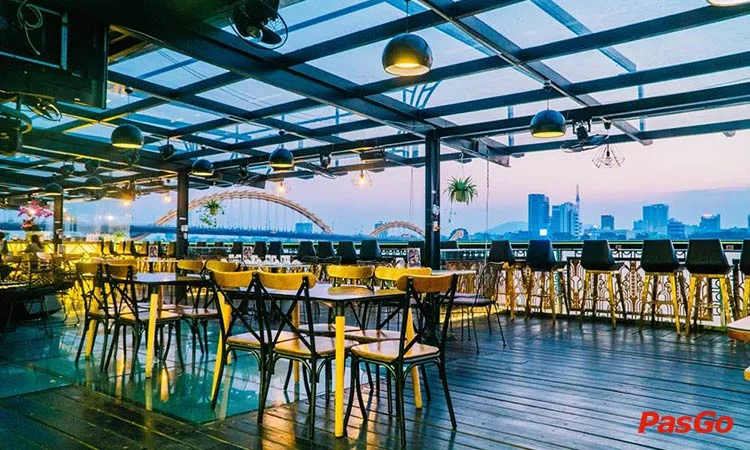 nha-hang-las-vegas-212-khu-du-thuyen-dhc-marina-da-nang-2