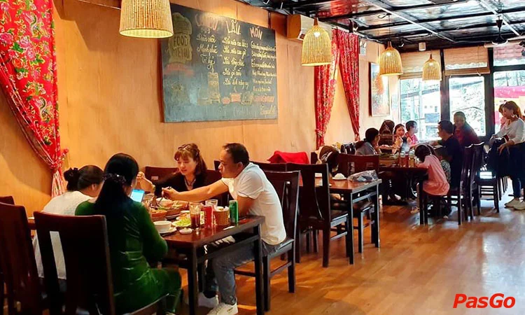 nha-hang-lau-ba-thuy-lac-long-quan-10