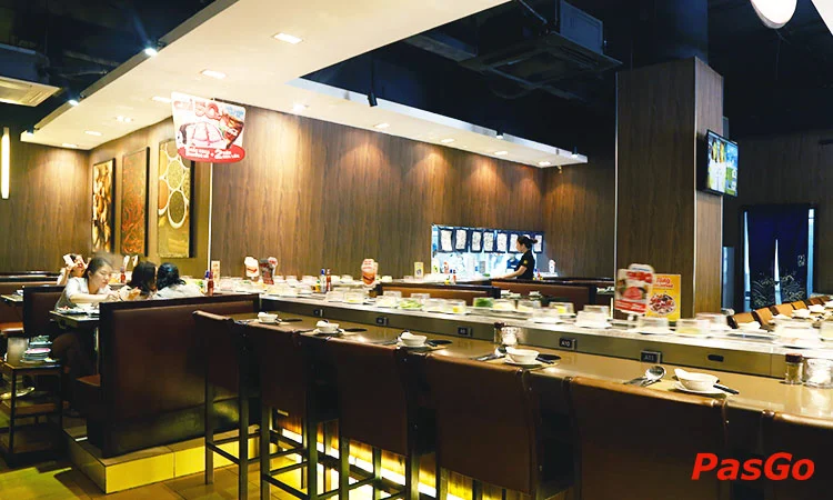 nha-hang-lau-bang-chuyen-kichi-kichi-hoang-dao-thuy-10