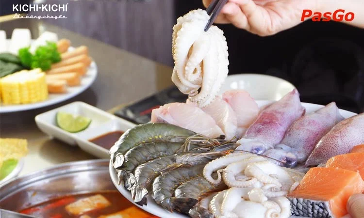 nha-hang-lau-bang-chuyen-kichi-kichi-mipec-long-bien-5-1