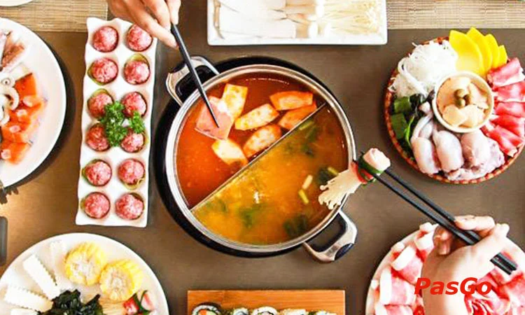 nha-hang-lau-bang-chuyen-kichi-kichi-san-bay-tan-son-nhat-2