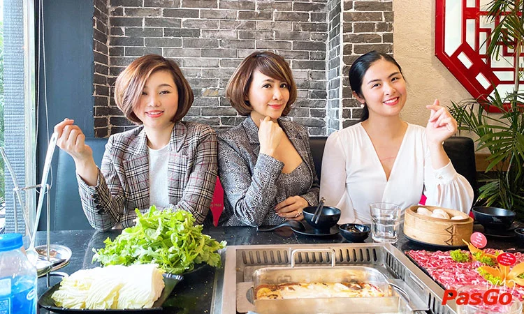 nha-hang-lau-bo-trung-hoa-thai-ha-10