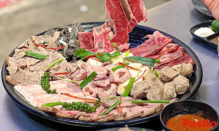 Nhà hàng Lẩu Bò Tự Do Khúc Thừa Dụ menu lẩu bò đa dạng 8