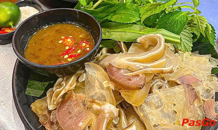Nhà hàng Lẩu Bò Tự Do Khúc Thừa Dụ menu lẩu bò đa dạng 9