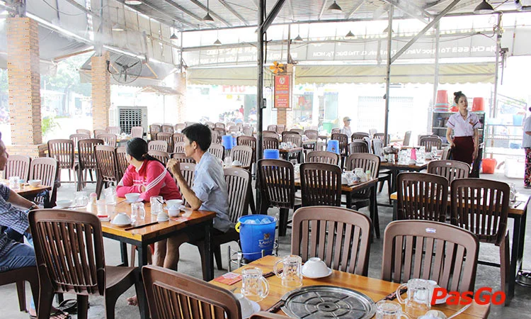 nha-hang-lau-de-dong-huong-1-to-ngoc-van-slide-12