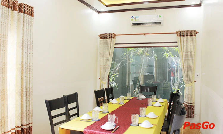 nha-hang-lau-de-dong-huong-quang-trung-slide-11