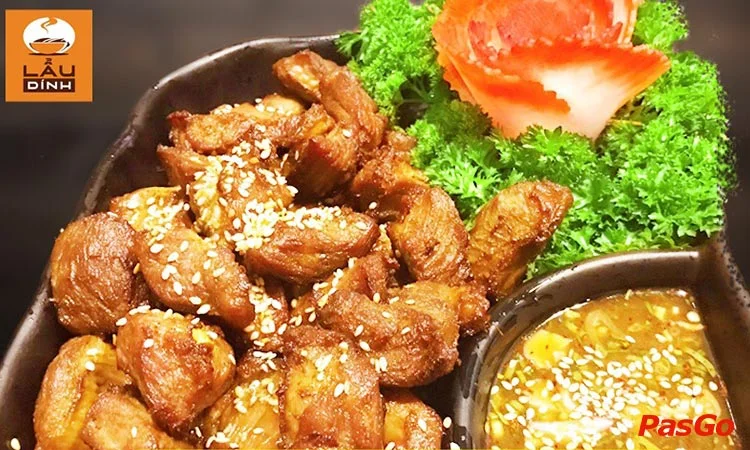nha-hang-lau-dinh-pho-vong-9