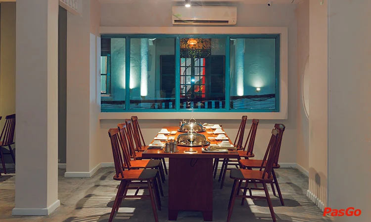 nha-hang-lau-ga-up-tu-xuong-12