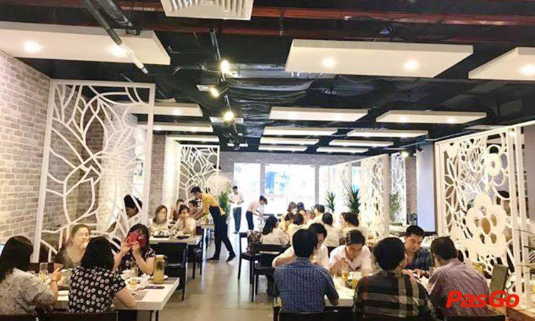 nha-hang-lau-hoi-cosmos-giang-vo-slide-10