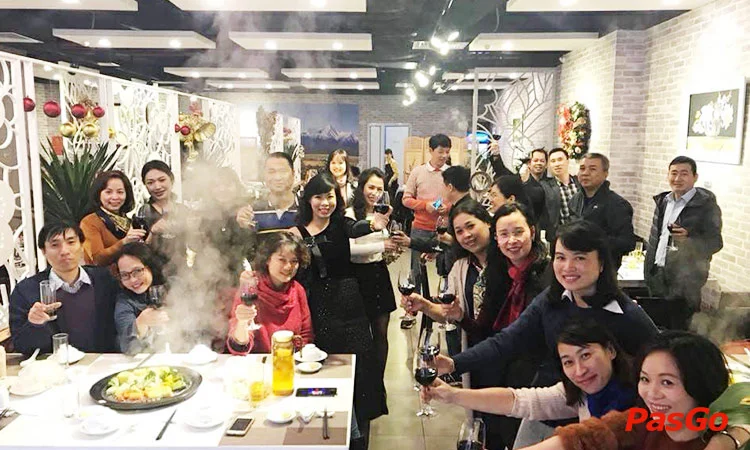 nha-hang-lau-hoi-cosmos-giang-vo-slide-12